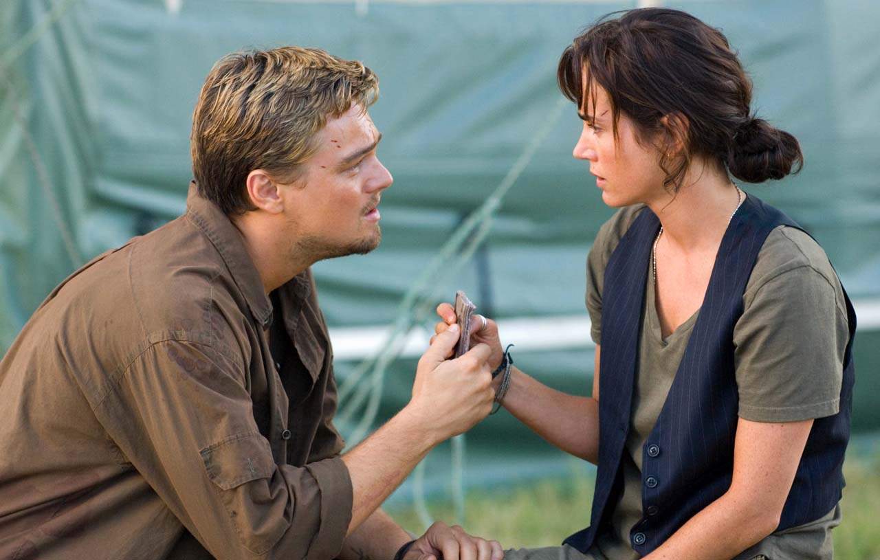 http://www.aceshowbiz.com/images/still/blood_diamond07.jpg