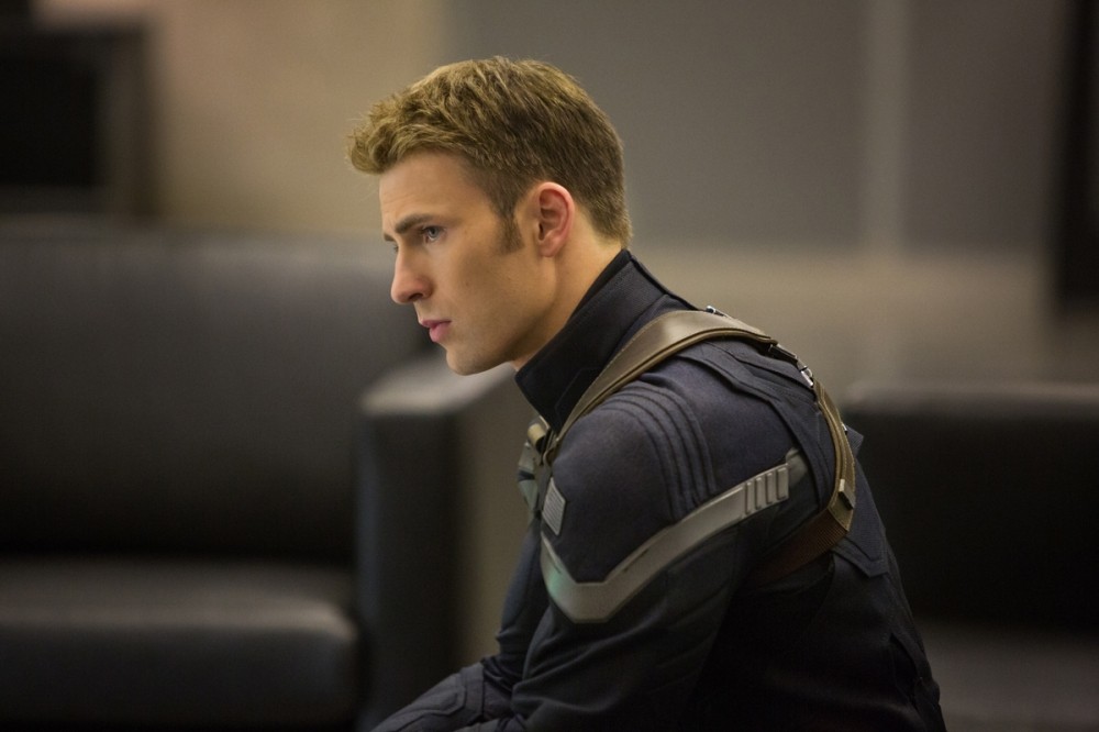 Chris Evans stars as Steve Rogers/Captain America in Walt Disney Pictures' Captain America: The Winter Soldier (2014)