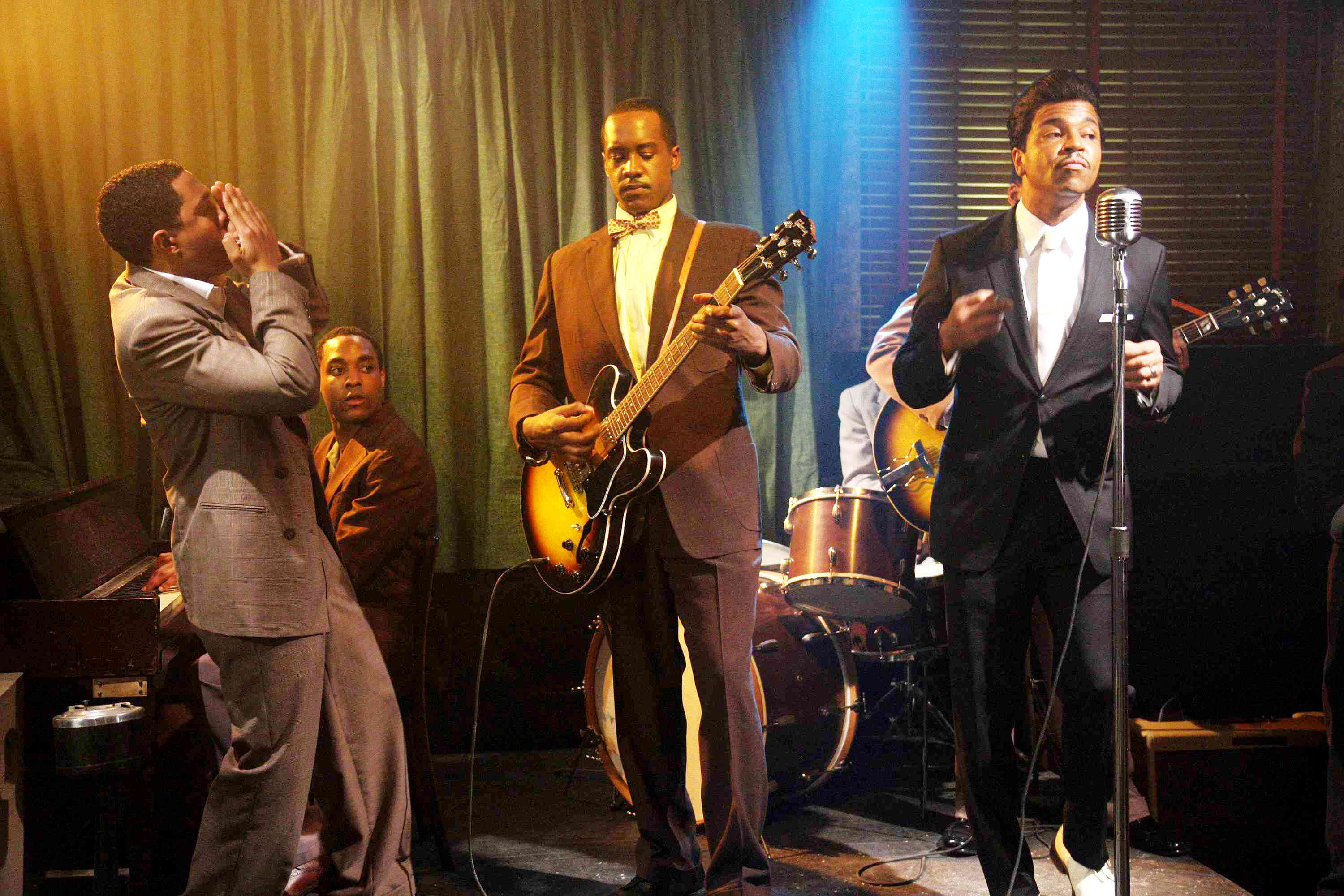 Albert Jones stars as Hubert Sumlin and Jeffrey Wright stars as Muddy Waters in Sony BMG Feature Films' Cadillac Records (2008). Photo credit by Eric Liebowitz.