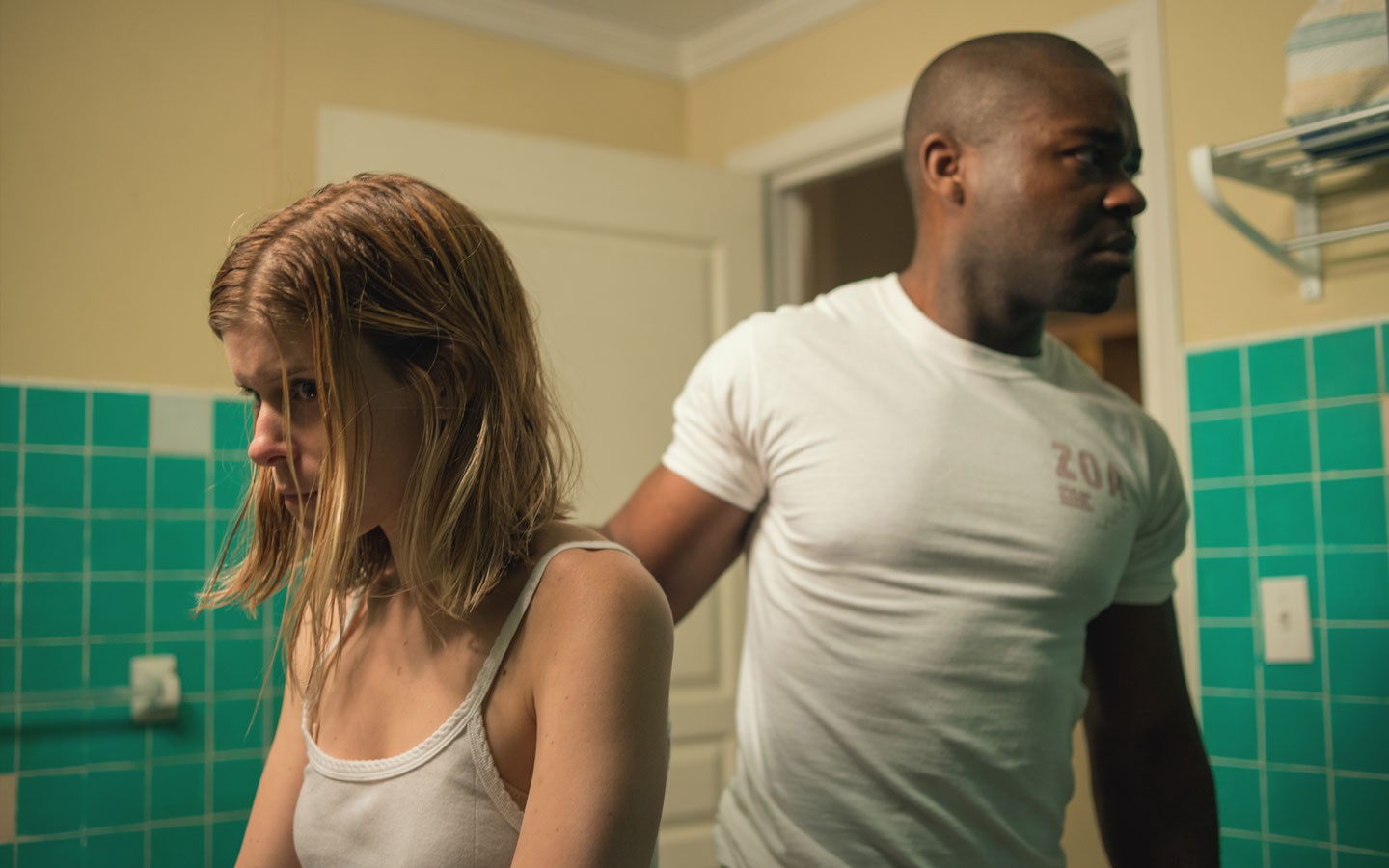 Kate Mara stars as Ashley Smith and David Oyelowo stars as Brian Nichols in Paramount Pictures' Captive (2015)