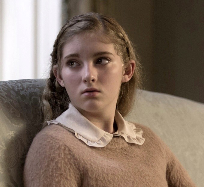 Willow Shields stars as Primrose Everdeen in Lionsgate Films' The Hunger Games: Catching Fire (2013)