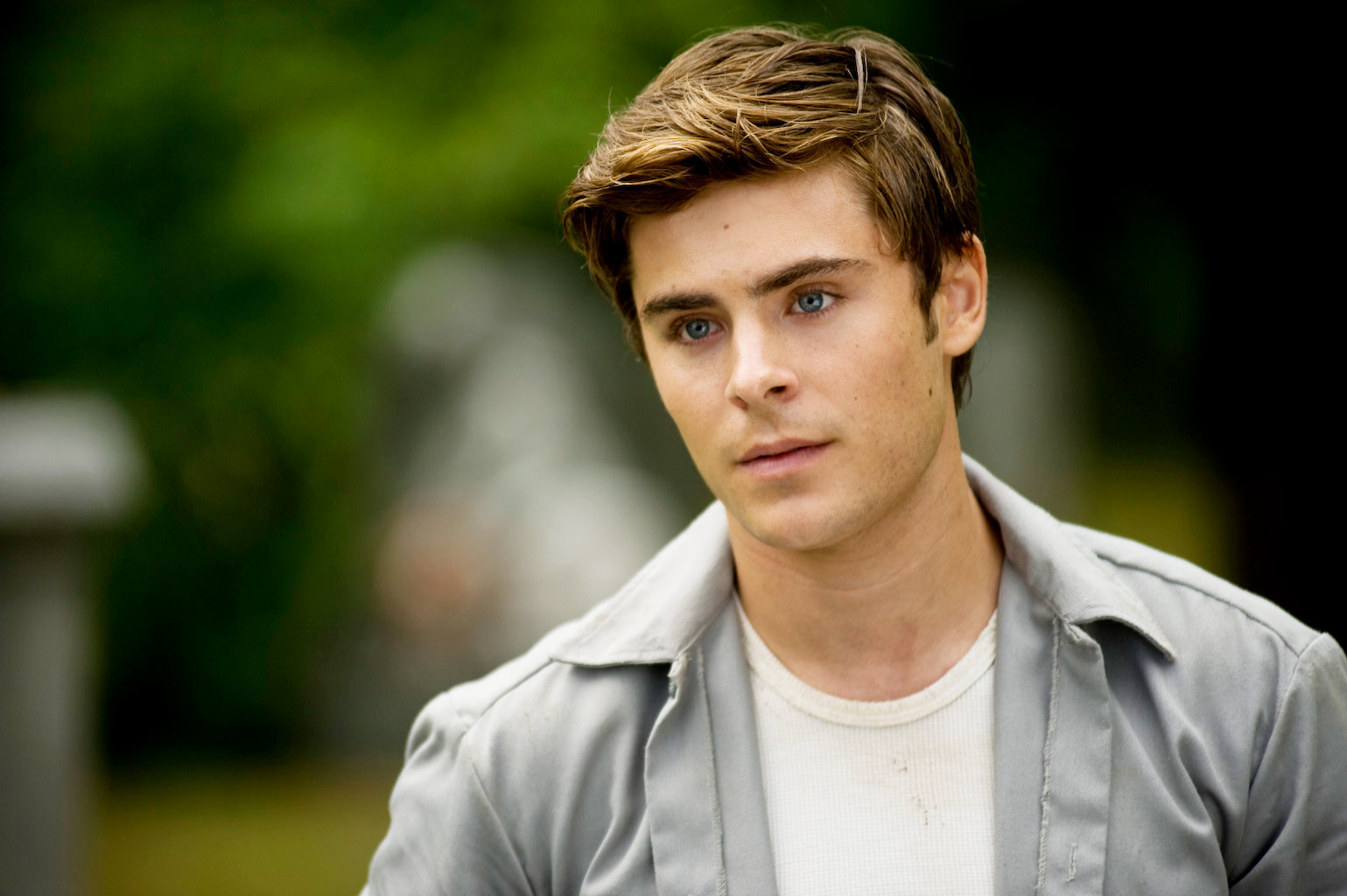 Zac Efron stars as Charlie St. Cloud in Universal Pictures' Charlie St. Cloud (2010)