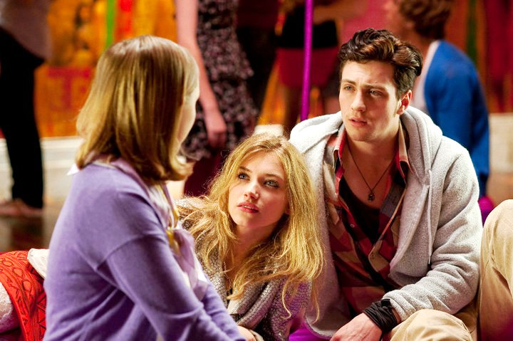 Hannah Murray stars as Emily, Imogen Poots stars as Eva and Aaron Johnson stars as Jim in WestEnd Films' Chatroom (2010)
