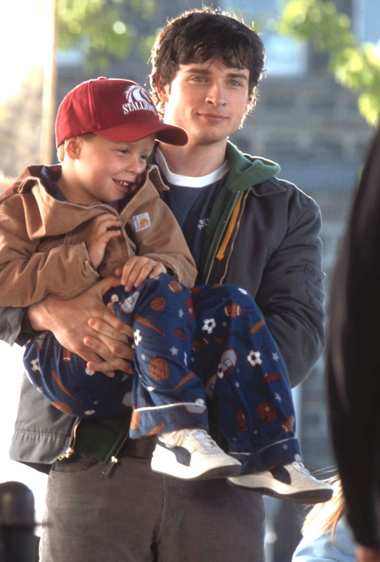 Tom Welling as Charlie Baker in The 20th Century Fox' Cheaper by the Dozen (2003)