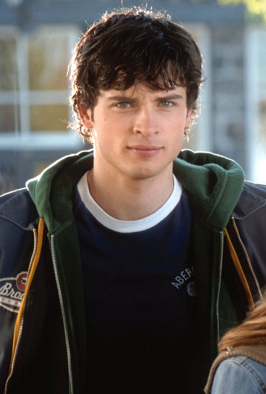 Tom Welling as Charlie Baker in The 20th Century Fox' Cheaper by the Dozen (2003)