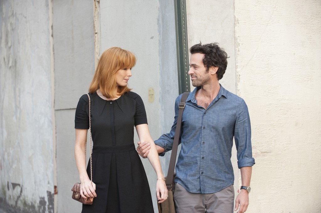 Kelly Reilly stars as Wendy and Romain Duris stars as Xavier Rousseau in Cohen Media Group's Chinese Puzzle (2014)