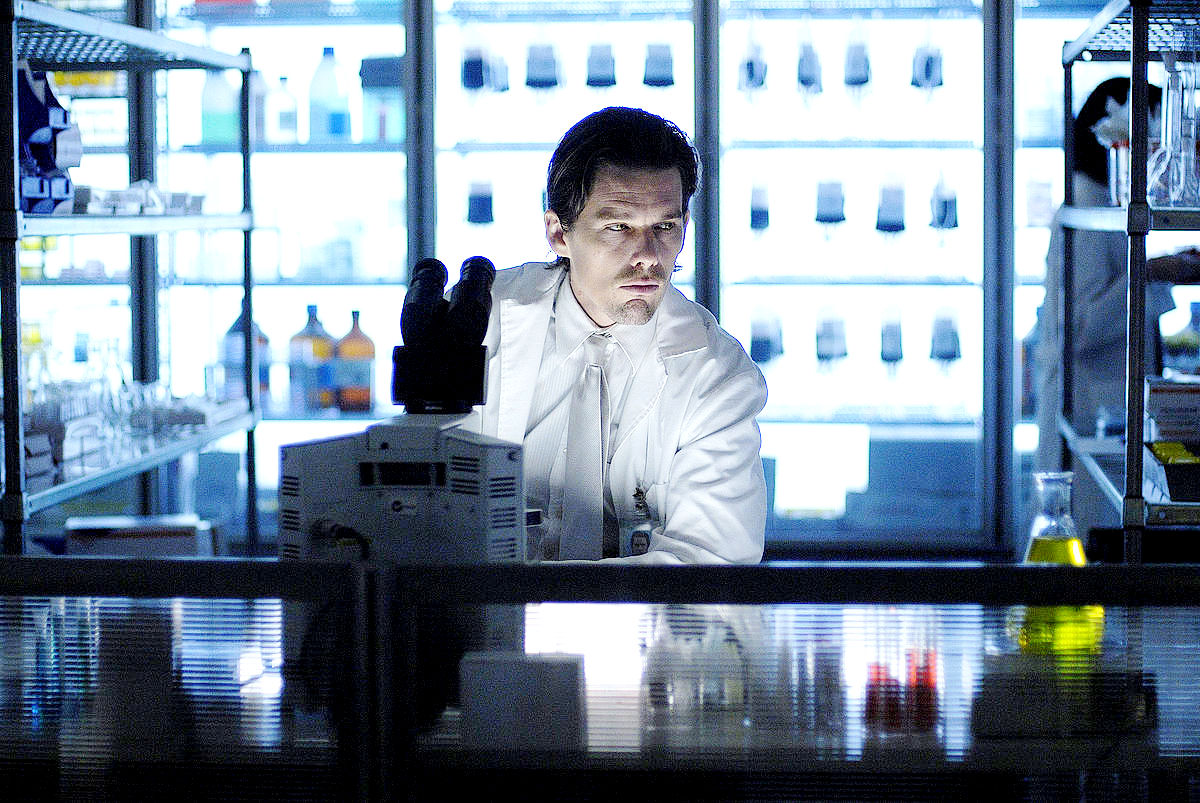 Ethan Hawke stars as Edward in Lionsgate Films' Daybreakers (2010)