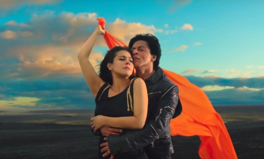 Kajol and Shahrukh Khan in Red Chillies Entertainment's Dilwale (2015)