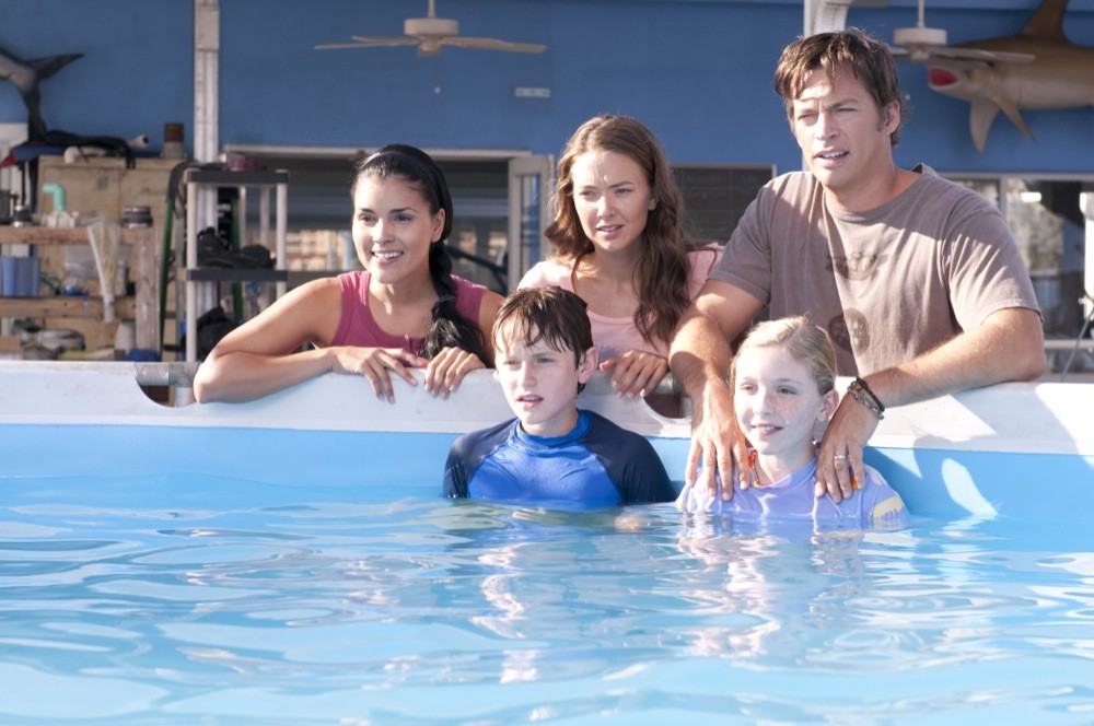 Juliana Harkavy, Austin Highsmith, Harry Connick Jr., Nathan Gamble and Cozi Zuehlsdorff in Warner Bros. Pictures' Dolphin Tale (2011)
