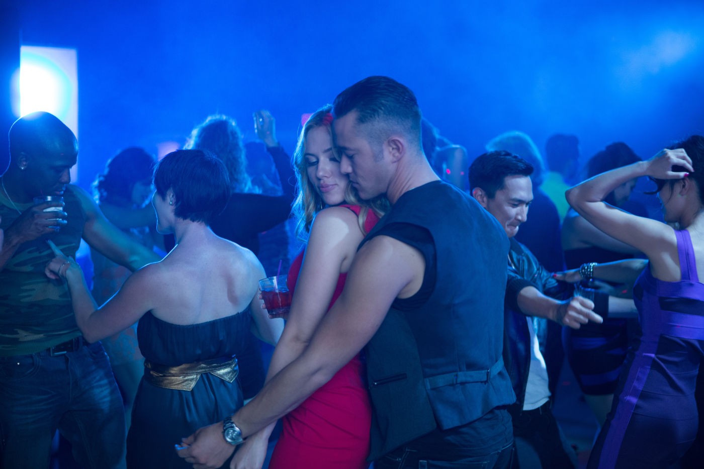 Scarlett Johansson stars as Barbara and Joseph Gordon-Levitt stars as Don Jon in Relativity Media's Don Jon (2013)