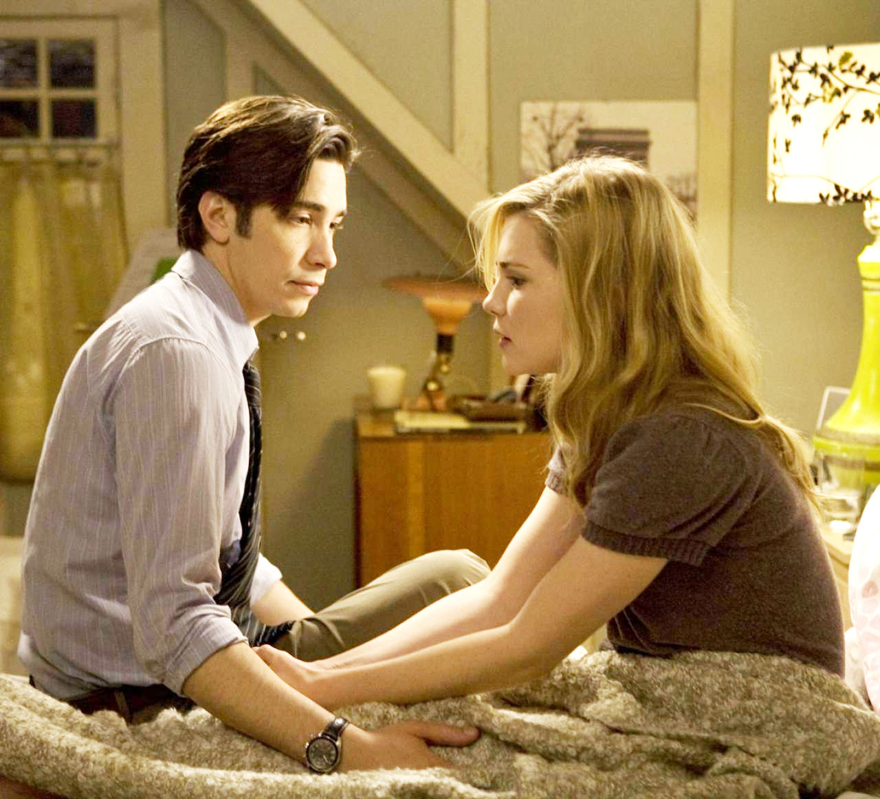 Justin Long stars as Clay and Alison Lohman stars as Christine in Universal Pictures' Drag Me to Hell (2009)