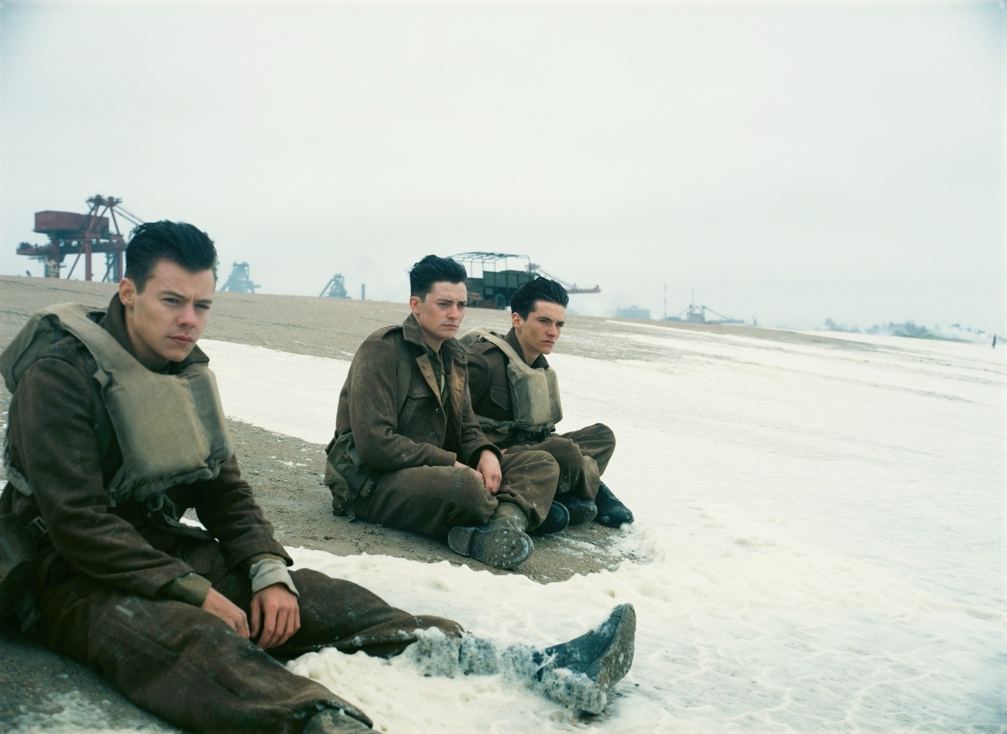 Harry Styles, Aneurin Barnard and Fionn Whitehead in Warner Bros. Pictures' Dunkirk (2017)