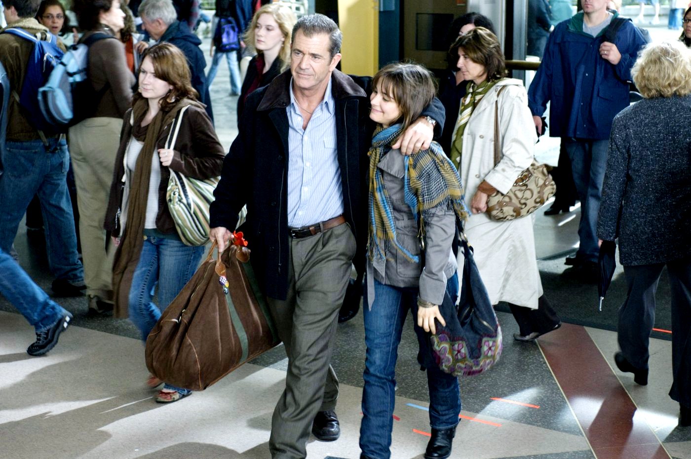 Mel Gibson stars as Thomas Craven and Bojana Novakovic stars as Emma Craven in Warner Bros. Pictures' Edge of Darkness (2010)