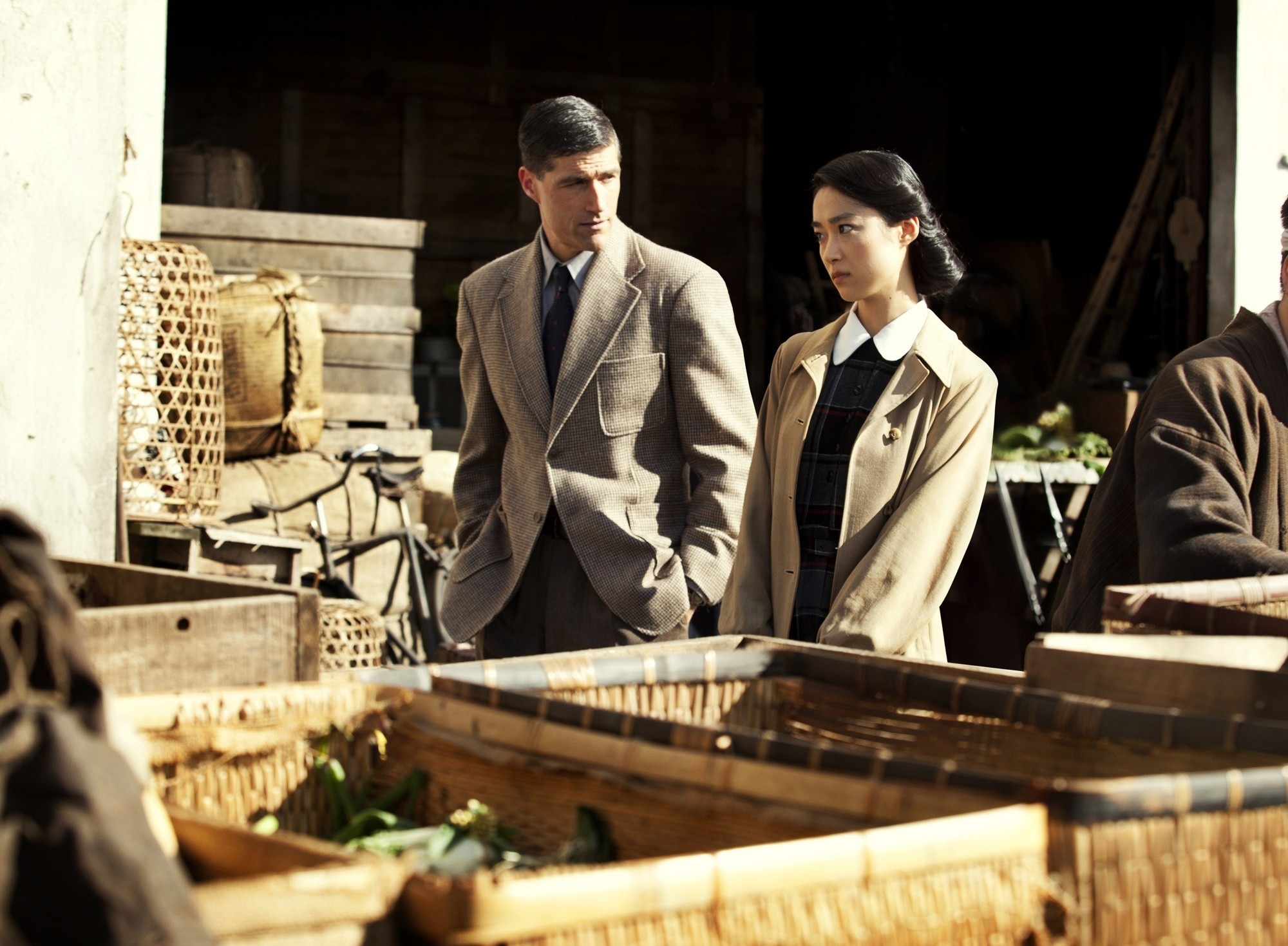 Matthew Fox stars as General Bonner Fellers and Eriko Hatsune stars as Aya Shimada in Roadside Attractions' Emperor (2013)