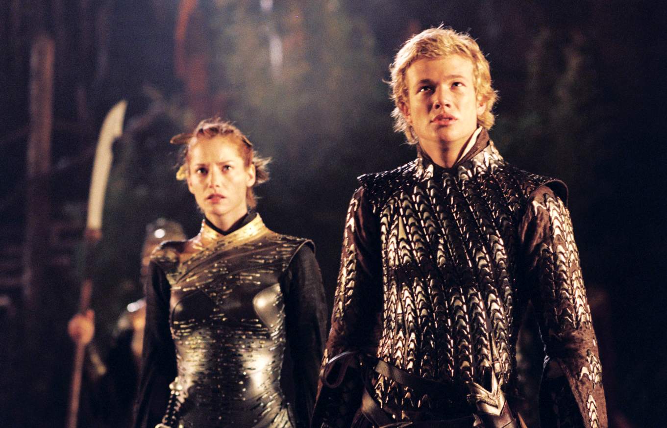 Sienna Guillory as Arya and Edward Speleers as Eragon in The 20th Century Fox' Eragon (2006)