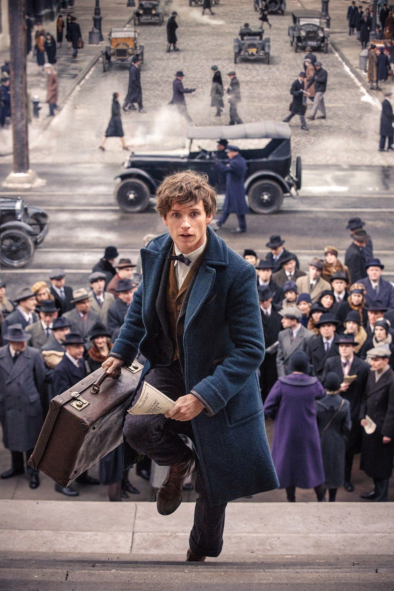 Eddie Redmayne stars as Newt Scamander in Warner Bros. Pictures' Fantastic Beasts and Where to Find Them (2016)