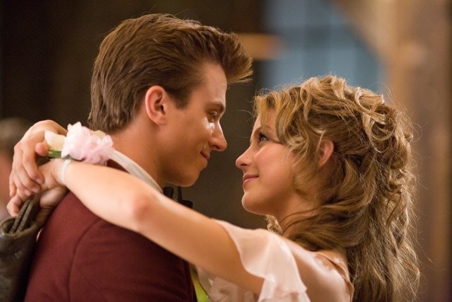 Kenny Wormald stars as Ren MacCormack and Julianne Hough stars as Ariel Moore in Paramount Pictures' Footloose (2011)