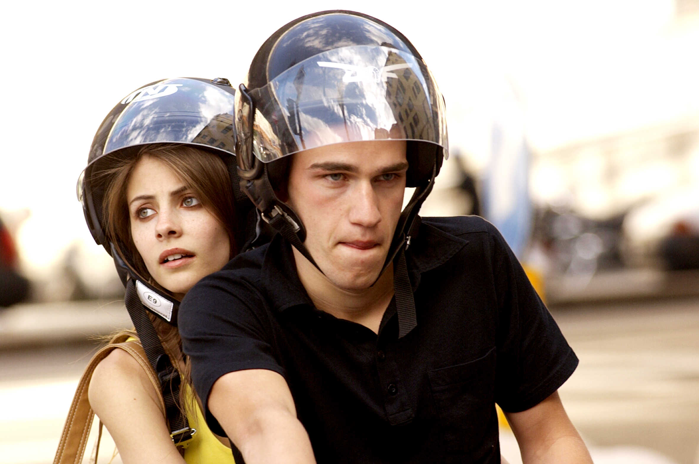 Willa Holland stars as Kelly and Alessandro Giuggioli stars as Lorenzo in E1 Entertainment's Summer in Genoa, A (2009)