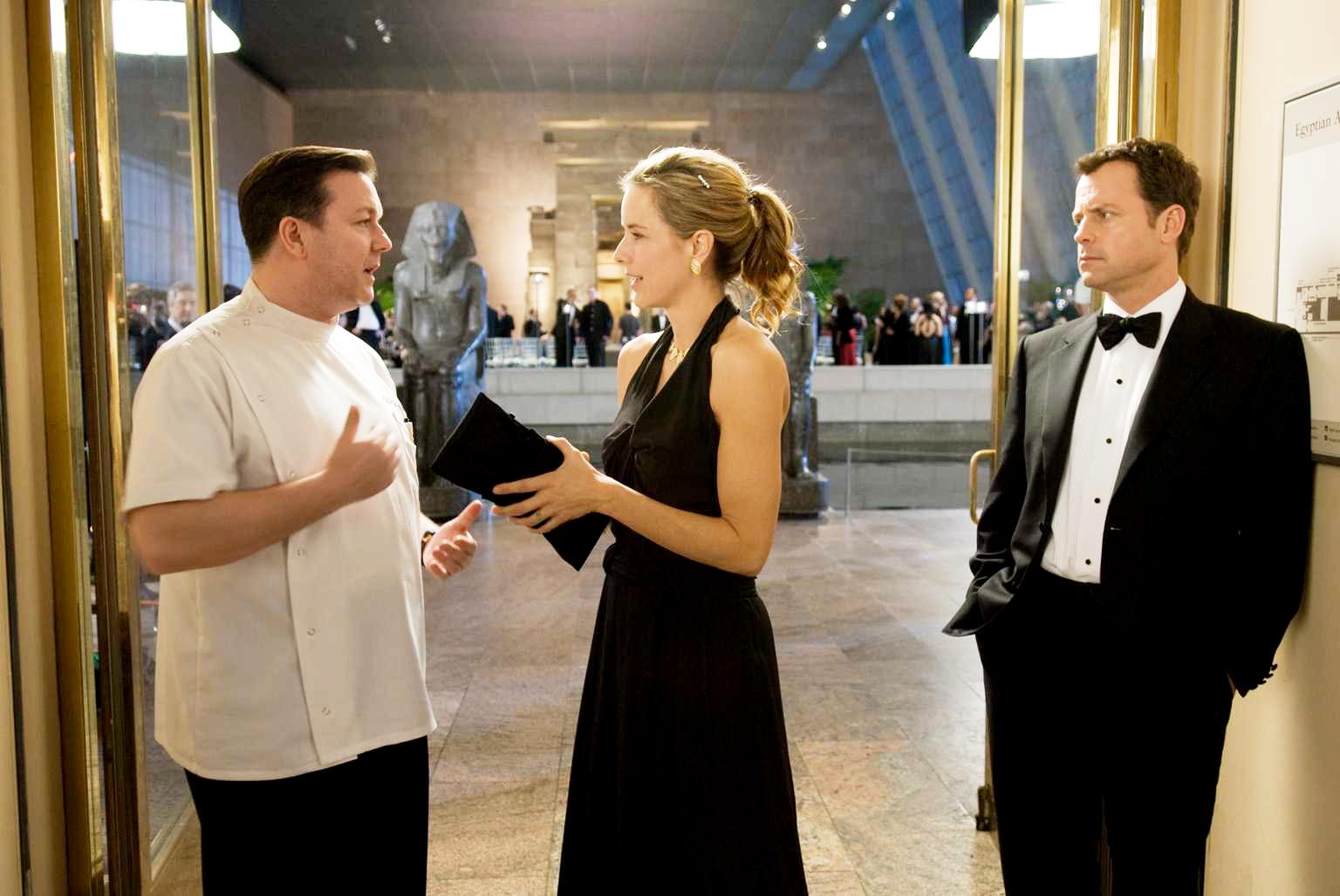 Ricky Gervais, Tea Leoni and Greg Kinnear in Paramount Pictures' Ghost Town (2008)