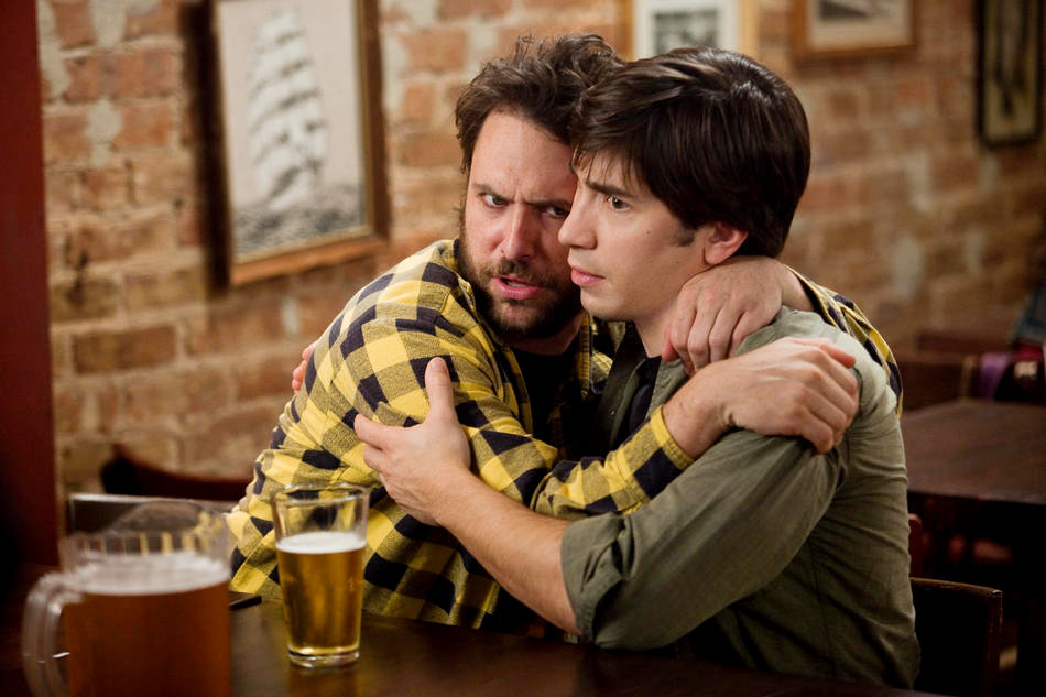 Charlie Day stars as Dan and Justin Long stars as Garrett in Warner Bros. Pictures' Going the Distance (2010)