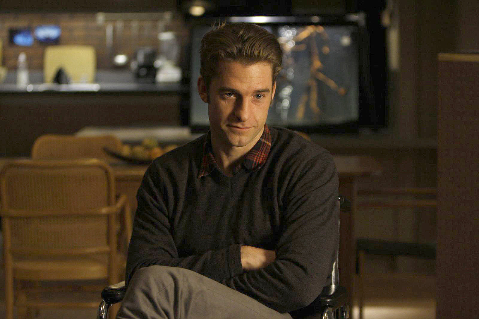 Scott Speedman stars as Spencer in Magnolia Pictures' Good Neighbors (2011)