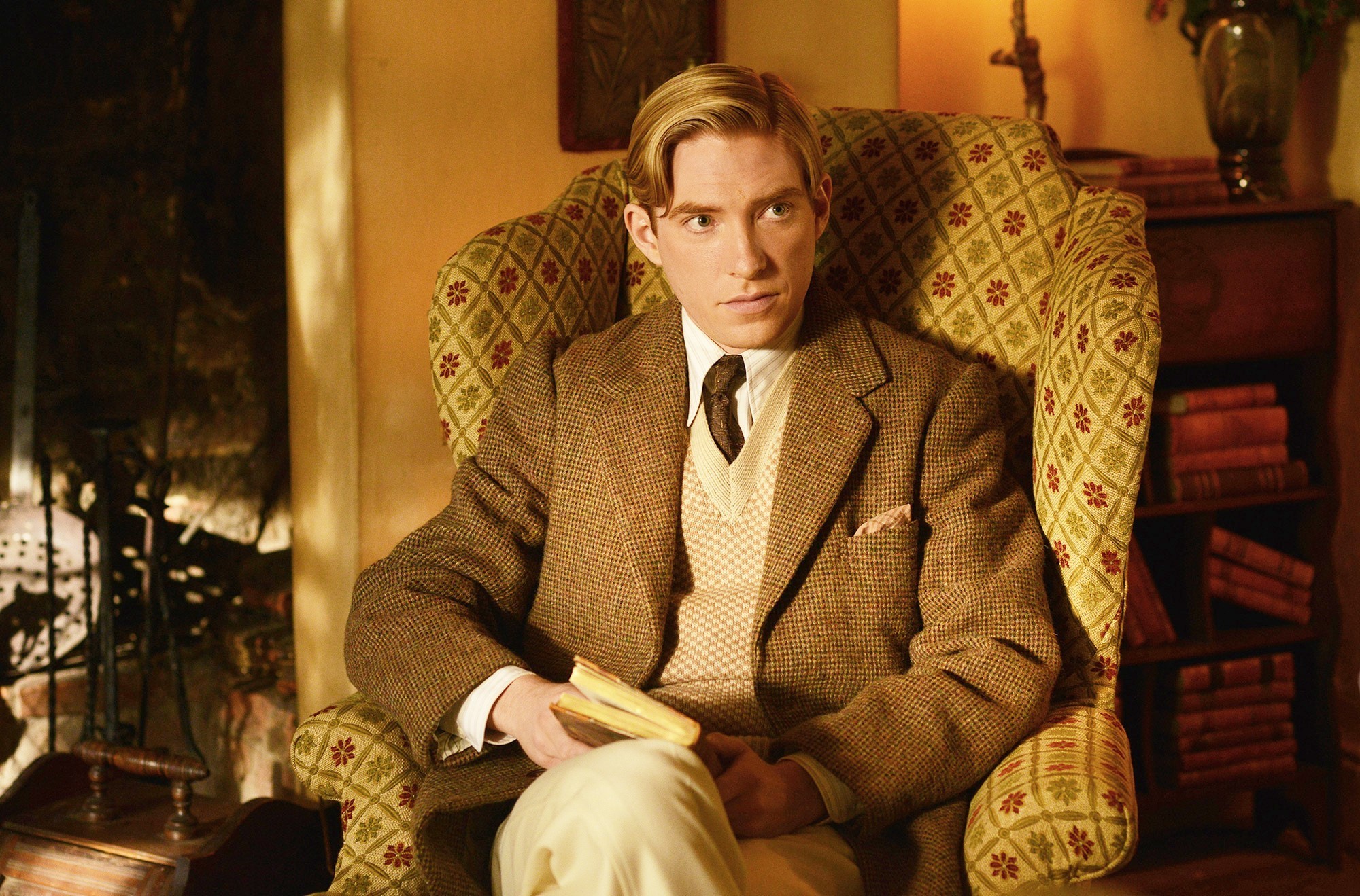 Domhnall Gleeson stars as A.A. Milne in Fox Searchlight Pictures' Goodbye Christopher Robin (2017)