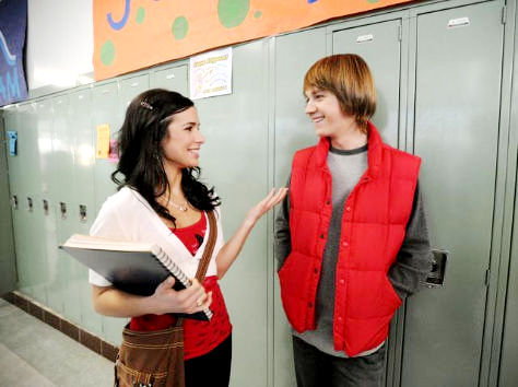 Josie Lopez stars as Angela and Jason Dolley stars as Pete in Disney Channel's Hatching Pete (2009)