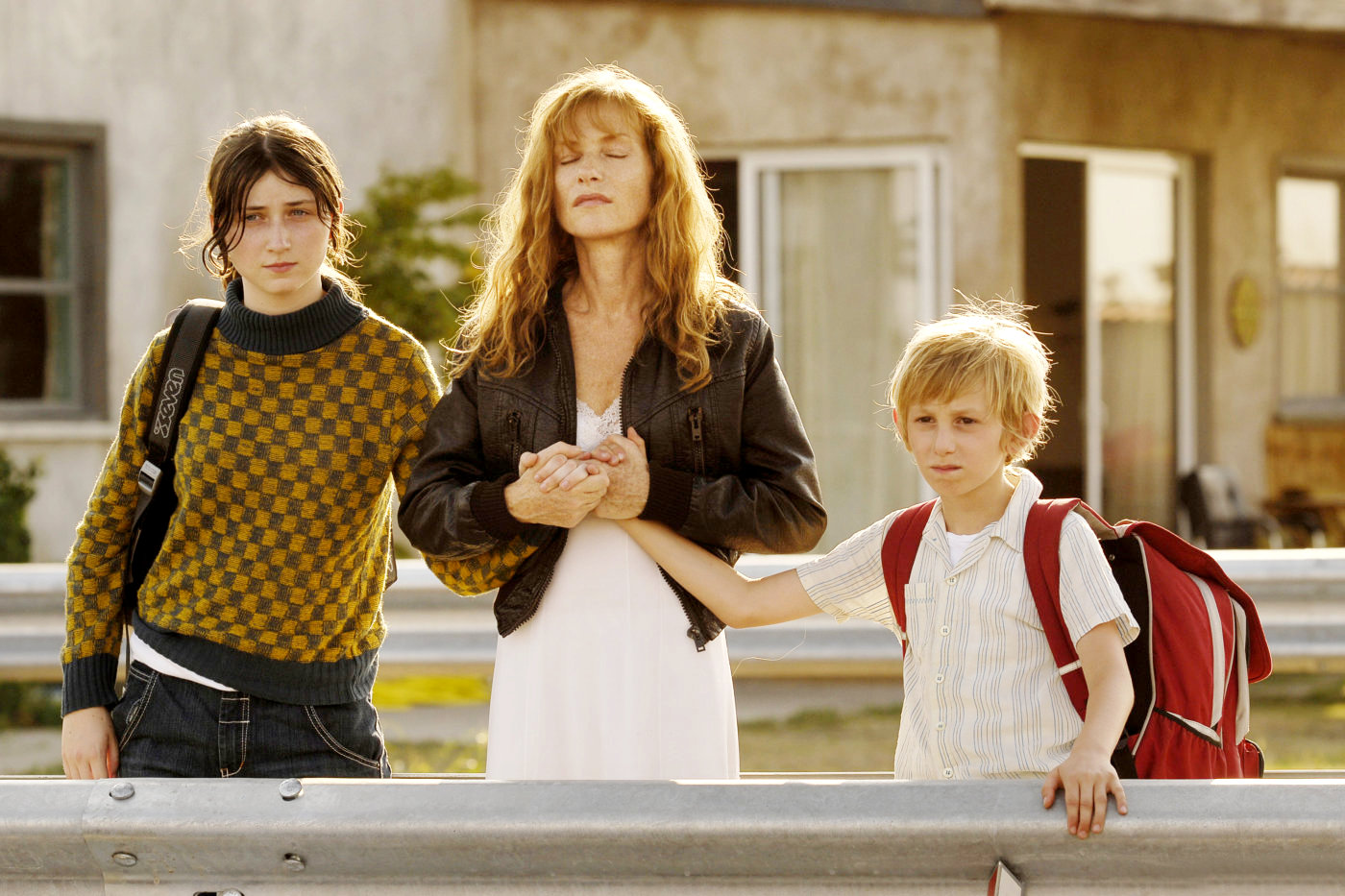 Madeleine Budd, Isabelle Huppert and Kacey Mottet Klein in Lorber Films' Home (2009)