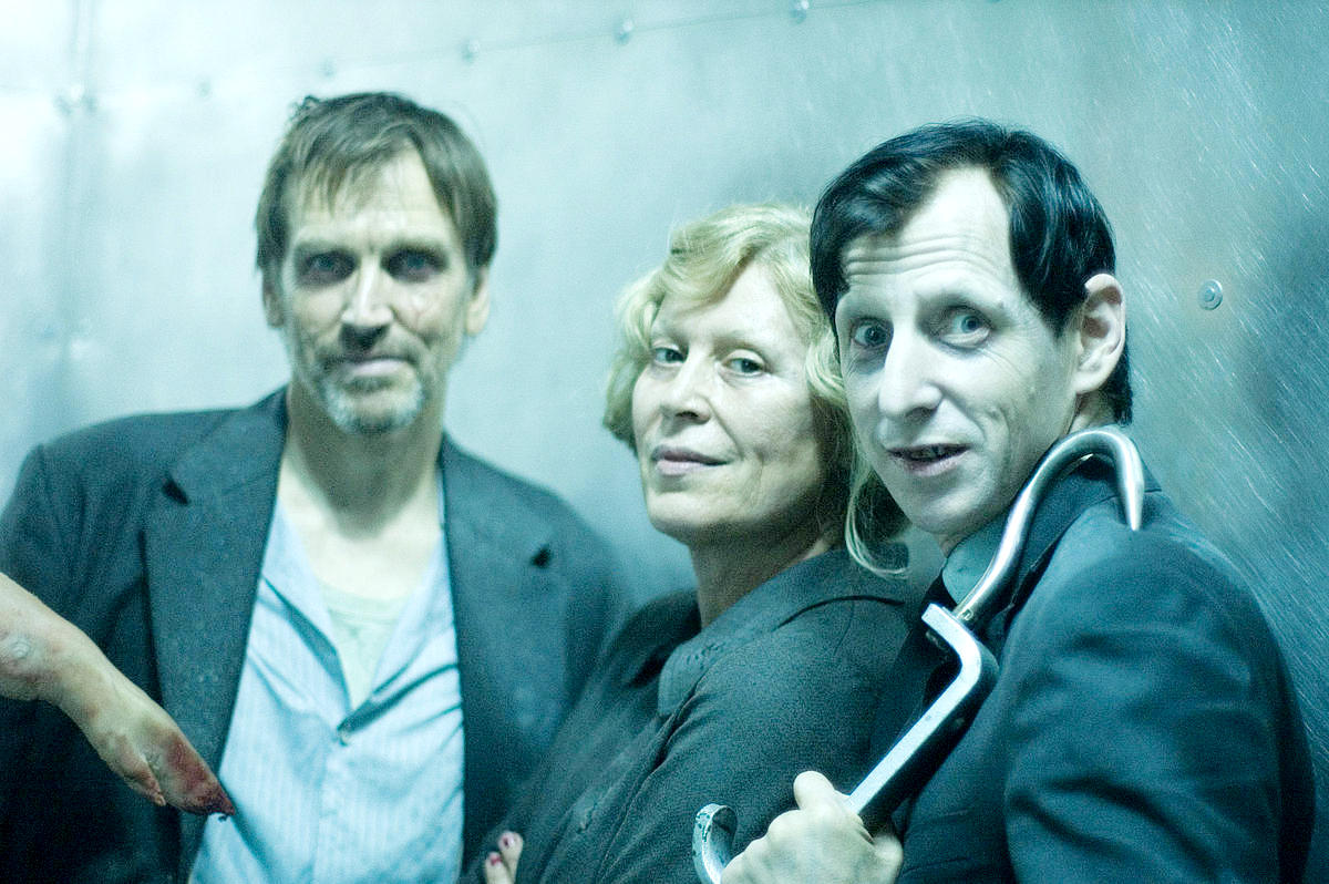 Bill Moseley, Leslie Easterbrook and Lew Temple in Roadside Attractions' House (2008)