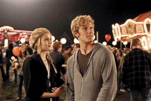dianna agron and alex pettyfer i am number four premiere. Dianna Agron, Alex Pettyfer