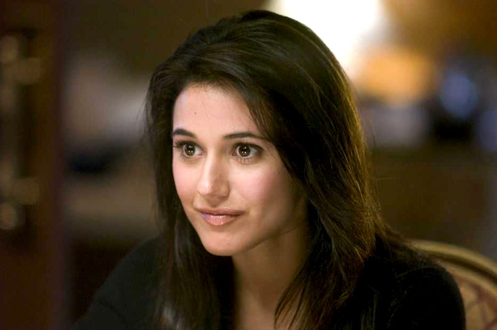 Emmanuelle Chriqui as Dolly Pacelli in 