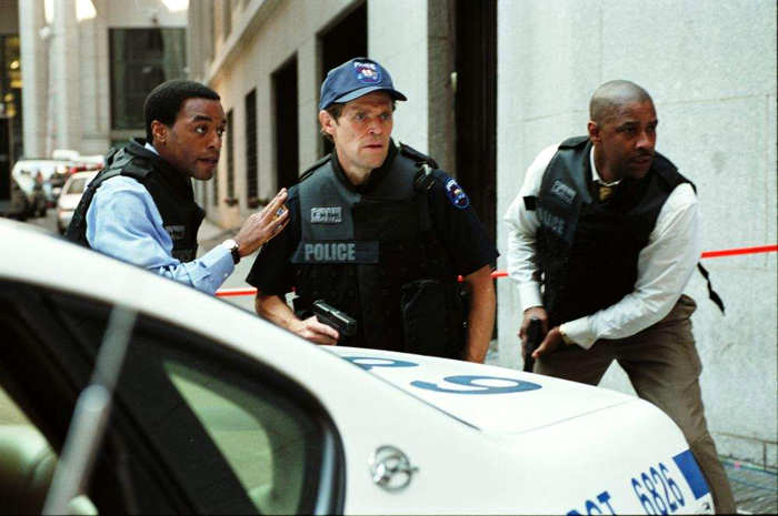 Chiwetel Ejiofor, Willem Dafoe and Denzel Washington in Universal Pictures' Inside Man (2006)