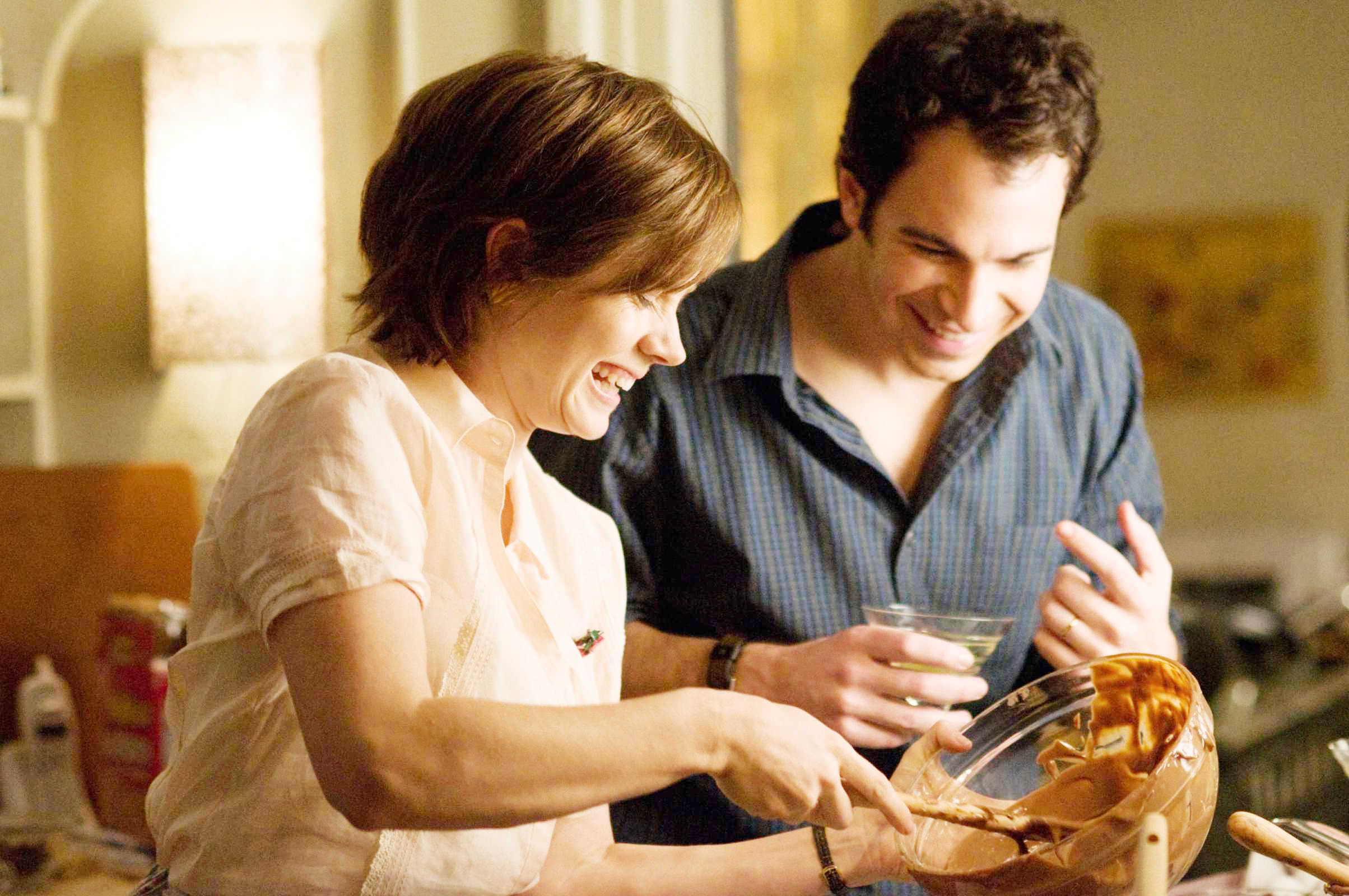 Amy Adams stars as Julie Powell and Chris Messina stars as Eric Powell in Columbia Pictures' Julie & Julia (2009)