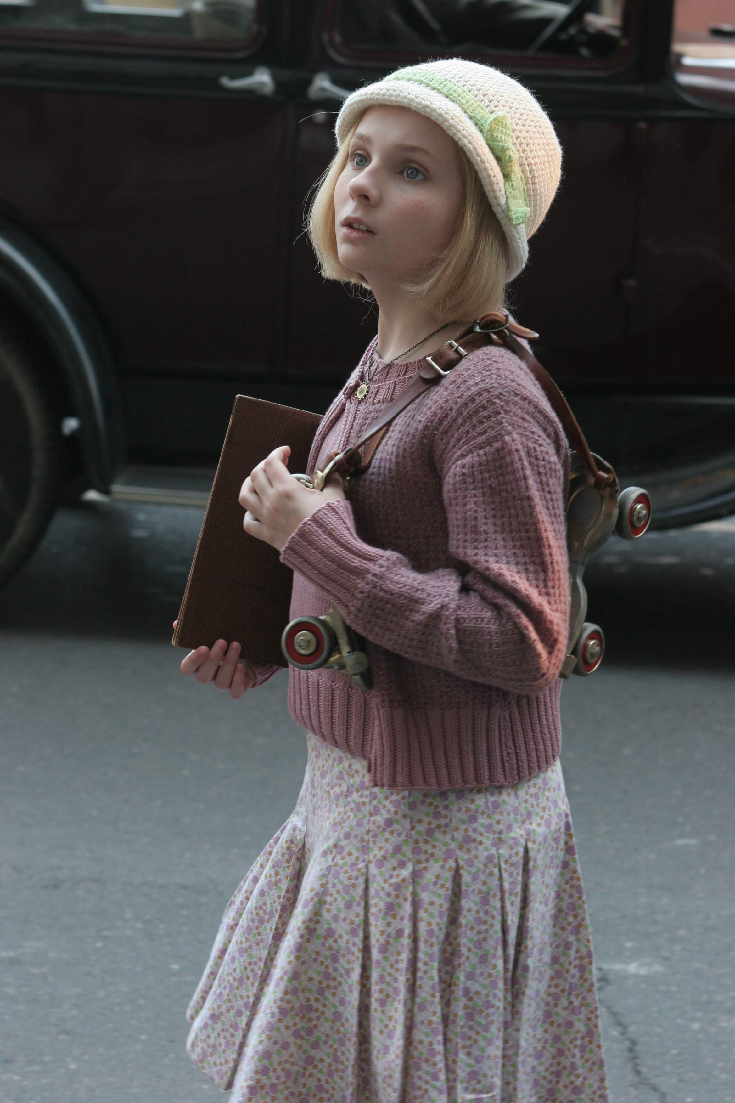 Abigail Breslin in a scene from Kit Kittredge: An American Girl (2008) From HBO Films/A Picturehouse release - Photographer: Cylla von Tiedemann.