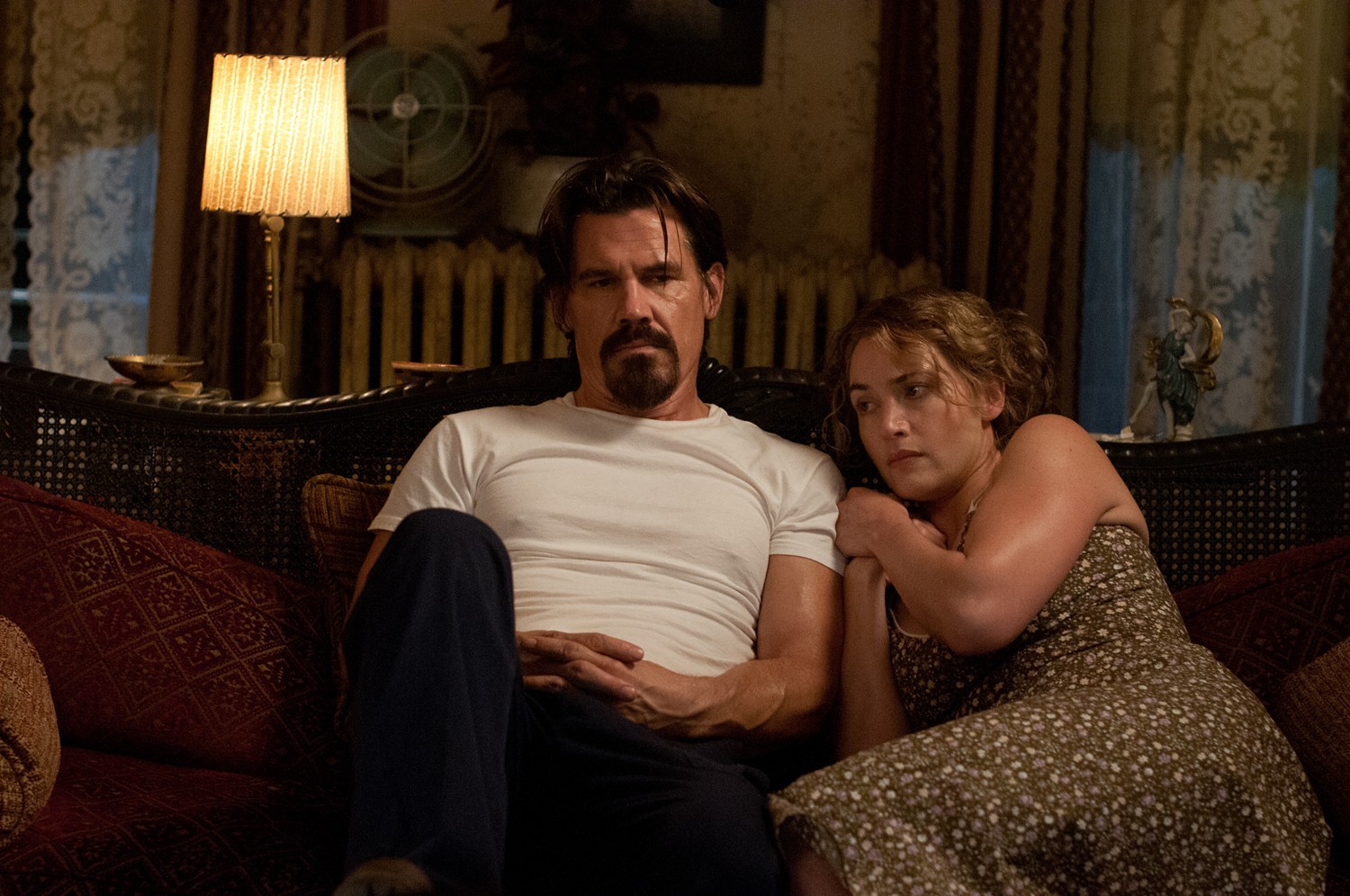 Josh Brolin stars as Frank and Kate Winslet stars as Adele in Paramount Pictures' Labor Day (2014)