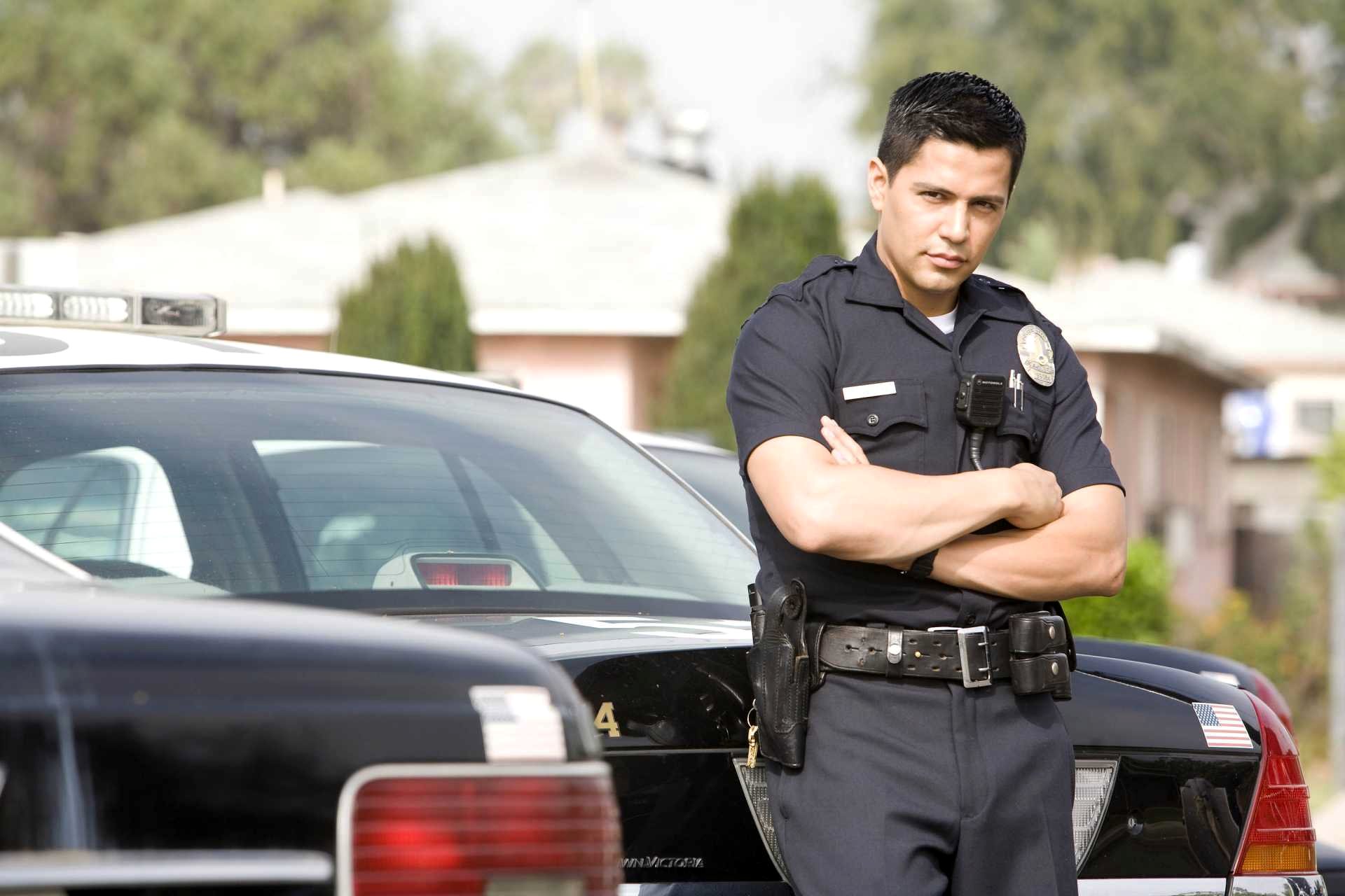 Jay Hernandez stars as Javier Villareal in Screen Gems' Lakeview Terrace (2008). Photo credit by Chuck Zlotnick.
