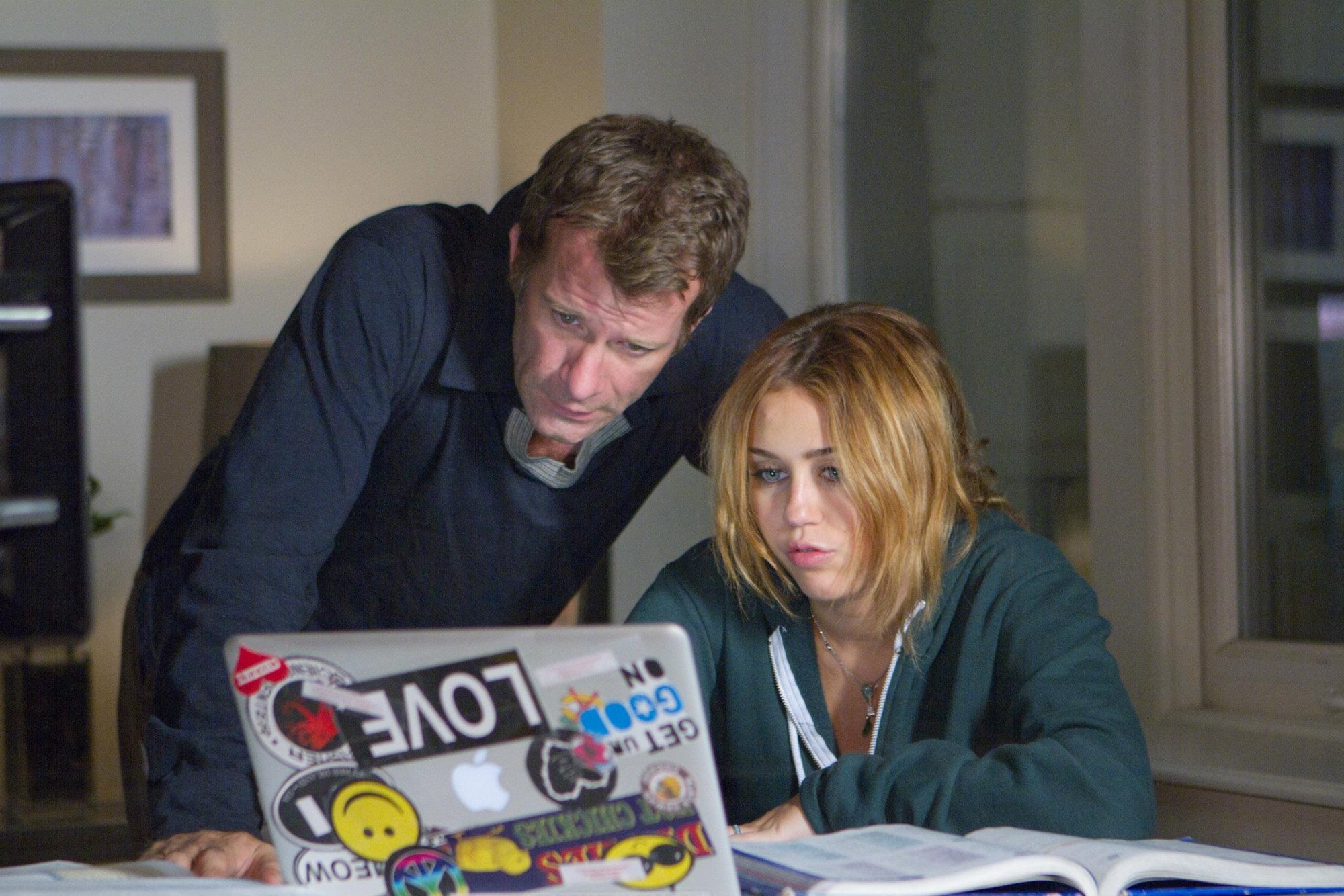 Thomas Jane and Miley Cyrus stars as Lola in Lionsgate Films' LOL (2012)