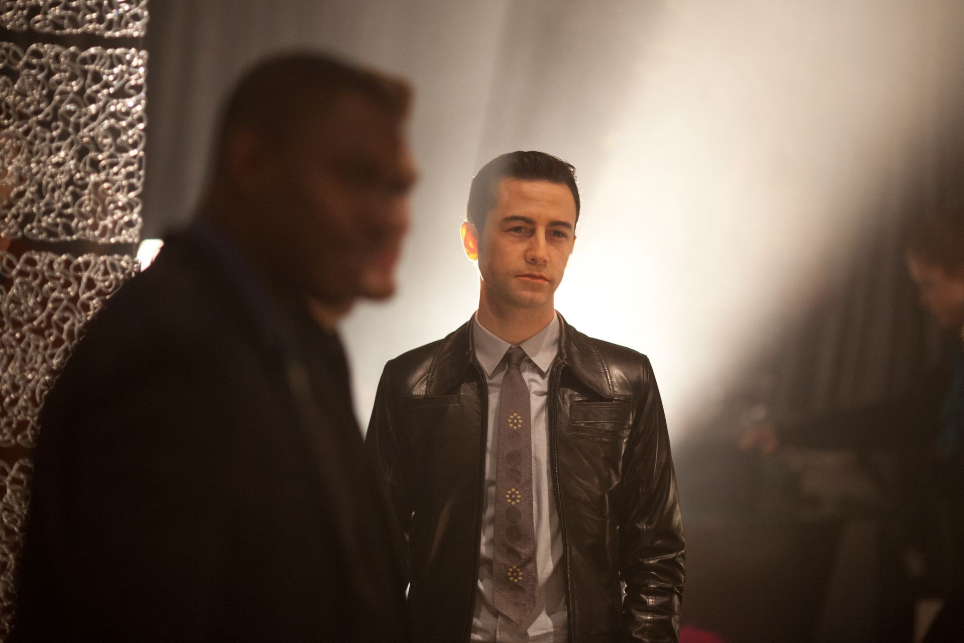 Joseph Gordon Levitt S Leather Jacket In Looper Designed By Jonathan Logan Leather Apparel For Men And Women Joseph Gordon Levitt New Movies Sony Pictures