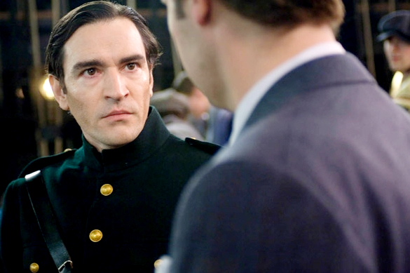 Ben Chaplin stars as George Coulouris in Freestyle Releasing's Me and Orson Welles (2009)