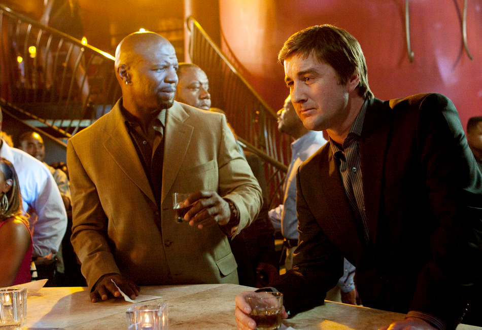 Luke Wilson stars as Jack Harris and Terry Crews stars as James in Paramount Vantage's Middle Men (2010)