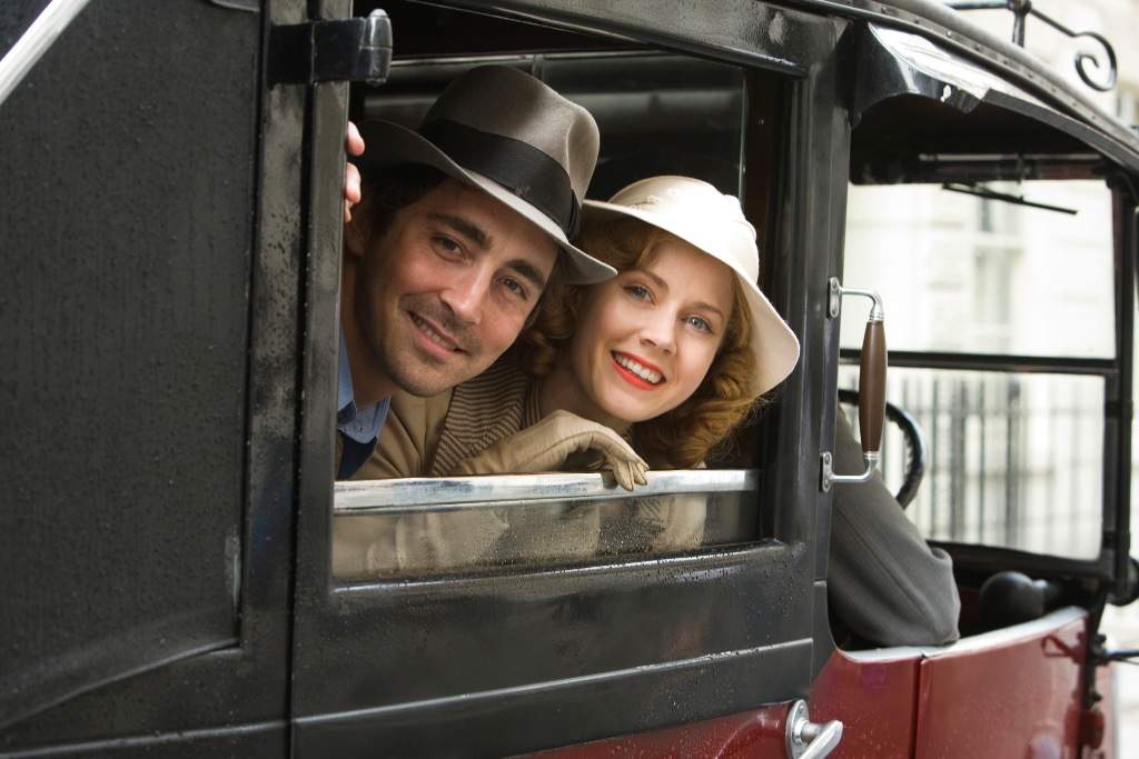 Lee Pace as Michael and Amy Adams (right) star in Bharat Nalluri's MISS PETTIGREW LIVES FOR A DAY, a Focus Features release.