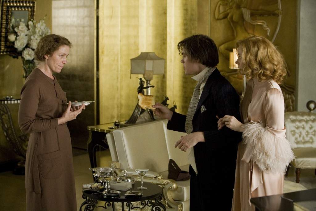 Miss Pettigrew Lives for a Day Picture 14