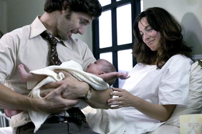 Eric Bana and Ayelet Zurer in Universal Pictures' Munich 2005 