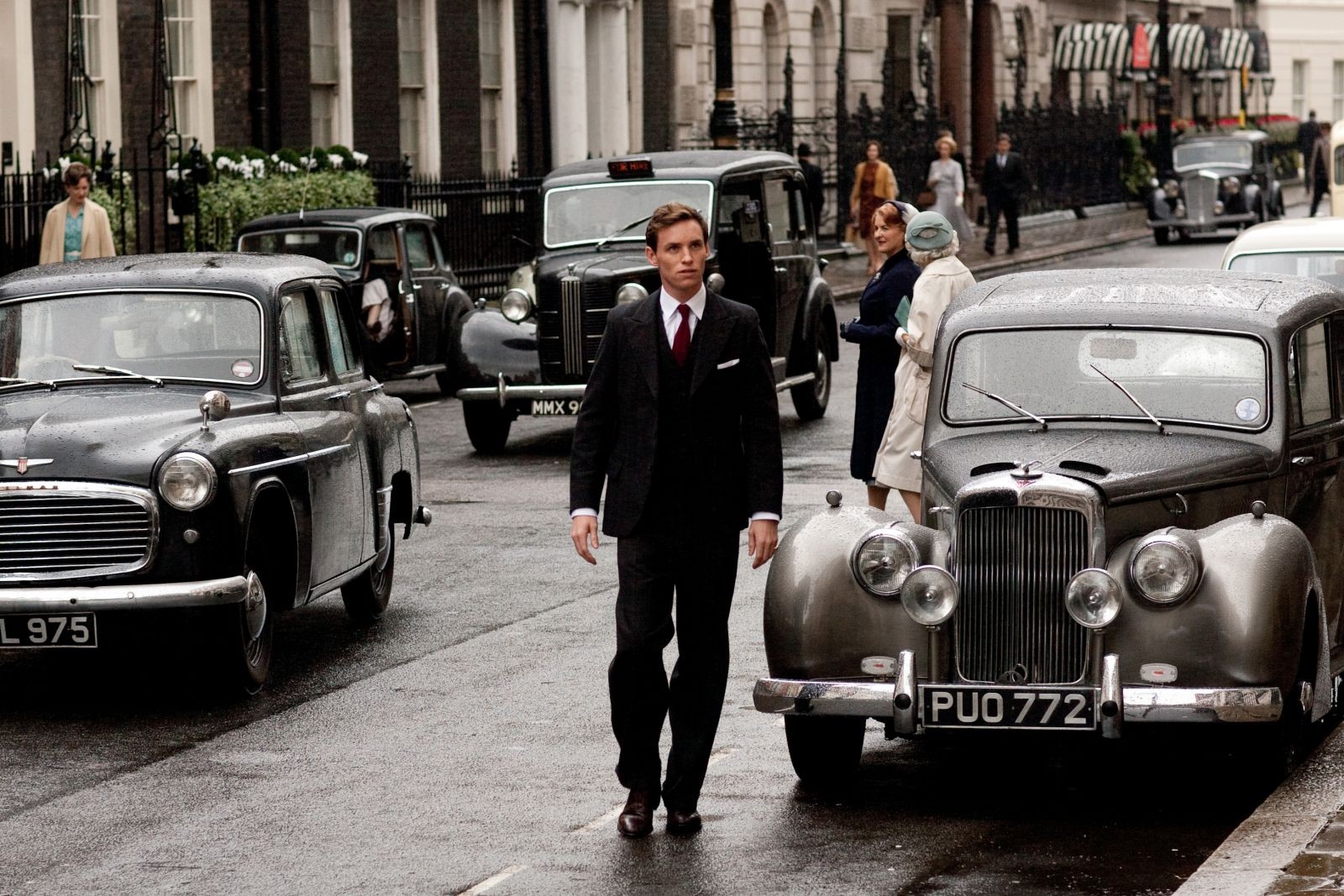 Eddie Redmayne stars as Colin Clark in The Weinstein Company's My Week with Marilyn (2011). Photo credit by Laurence Cendrowicz.