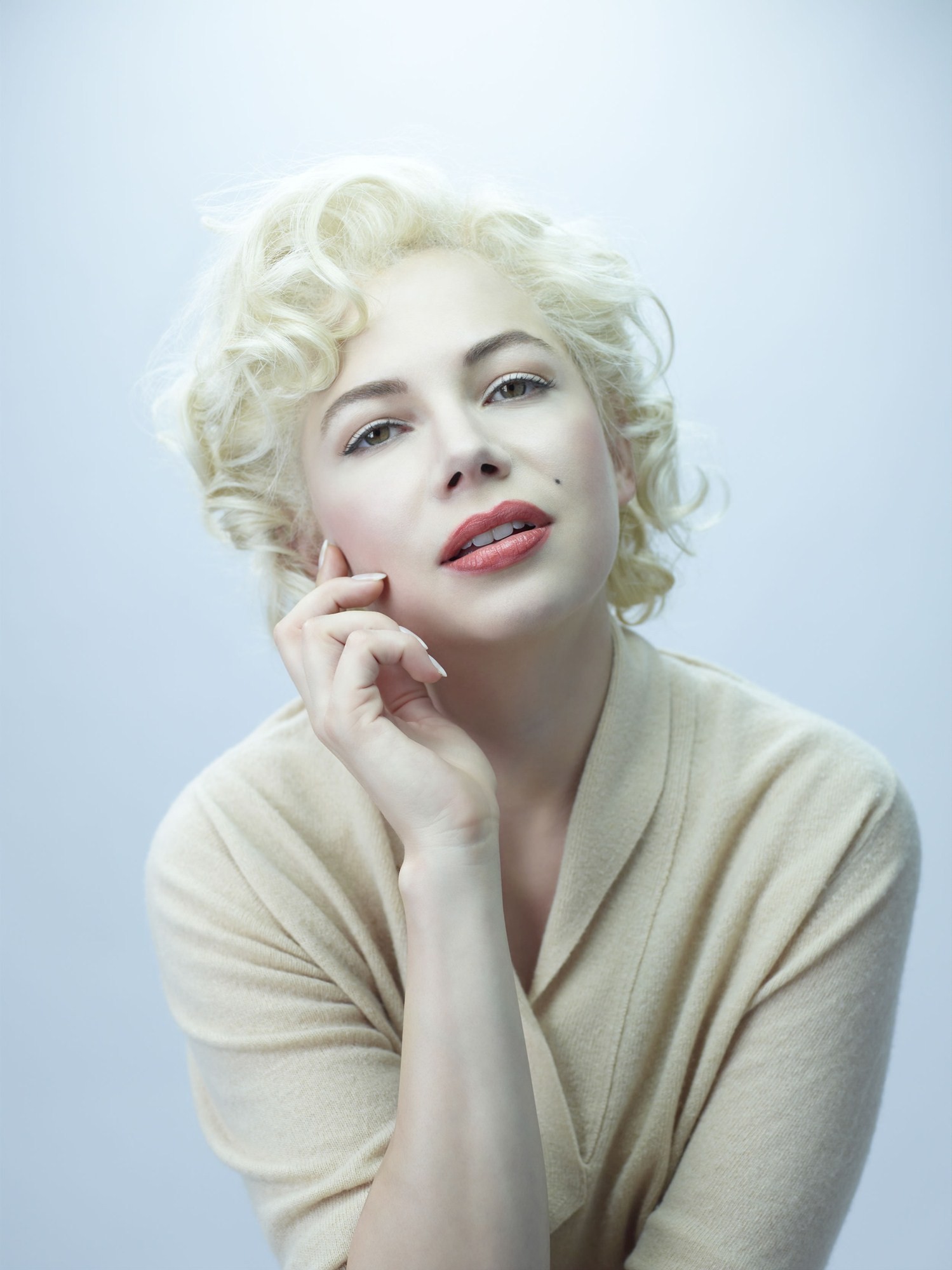 Michelle Williams stars as Marilyn Monroe  in The Weinstein Company's My Week with Marilyn (2011)