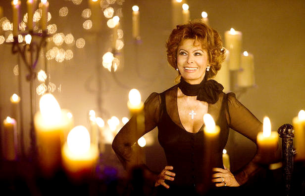 Sophia Loren stars as Mamma in The Weinstein Company's Nine (2009). Photo credit by David James.