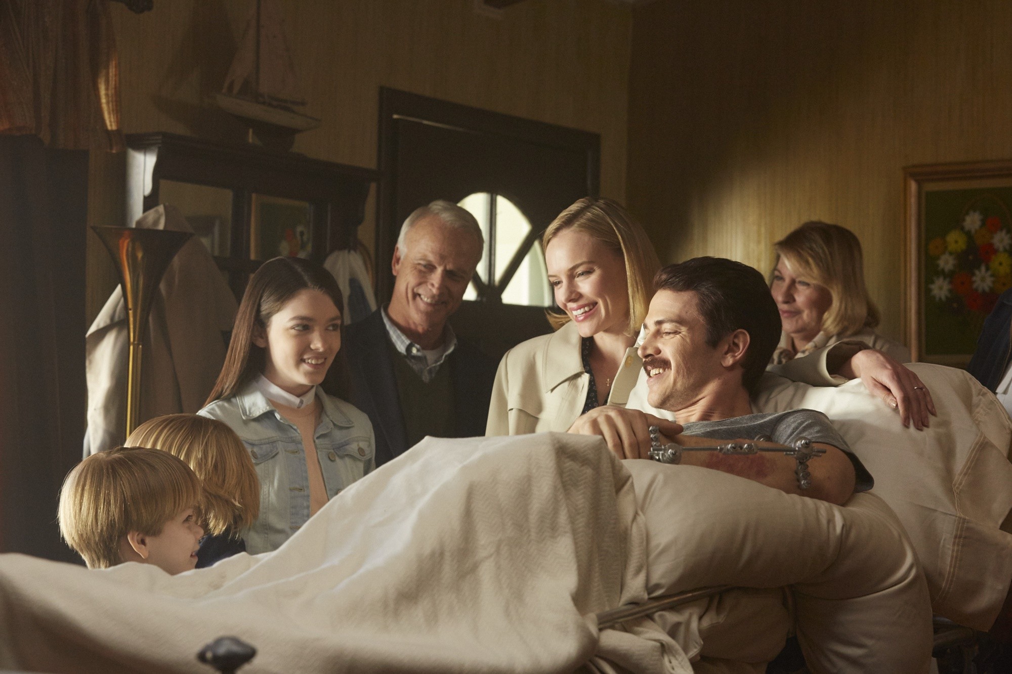 Elizabeth Hunter, David Clyde Carr, Kate Bosworth and Hayden Christensen in Samuel Goldwyn Films' 90 Minutes in Heaven (2015)