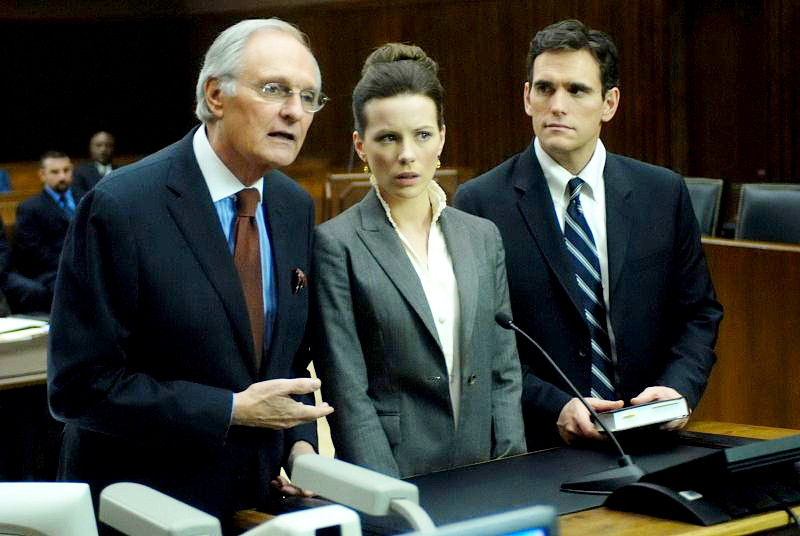 Alan Alda, Kate Beckinsale and Matt Dillon in Yari Film Group's Nothing But the Truth (2009)