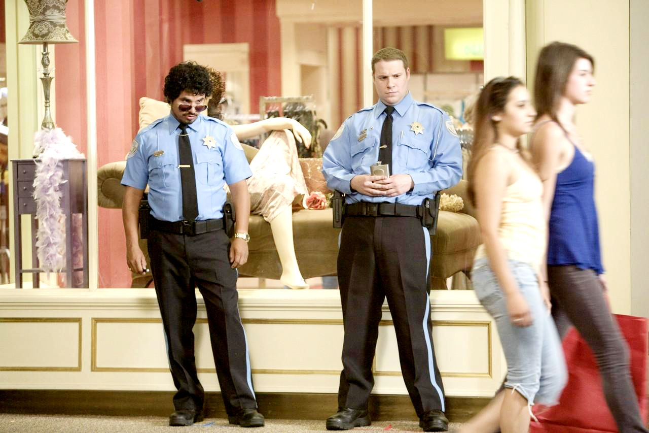 Michael Pena stars as Dennis and Seth Rogen stars as Ronnie Barnhardt in Warner Bros. Pictures' Observe and Report (2009)