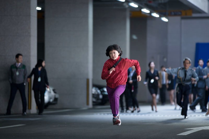Ahn Seo Hyun stars as Mija in Netflix's Okja (2017)